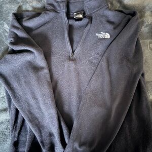 The North Face Men's Black Quarter-Zip Fleece Pullover